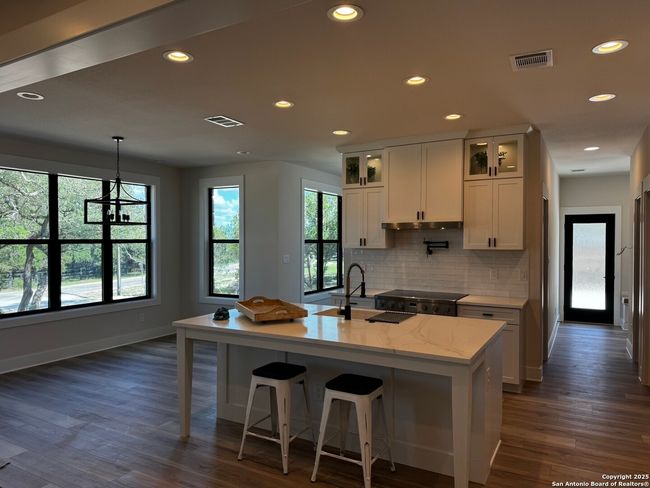 166 Restless Wind, House other with 4 bedrooms, 5 bathrooms and null parking in Spring Branch TX | Image 8