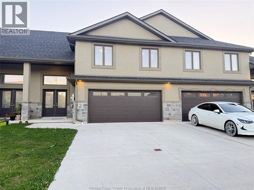 117 Reed Street, Essex, ON, N8M2X6 | Card Image