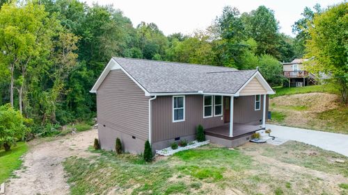 903 W 8th St, Corbin, KY, 40701-2109 | Card Image