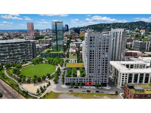 204-1150 Nw Quimby St, Portland, OR, 97209-2488 | Card Image
