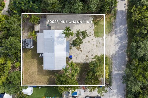 30023 Pine Channel Rd, Big Pine Key, FL, 33043-3344 | Card Image
