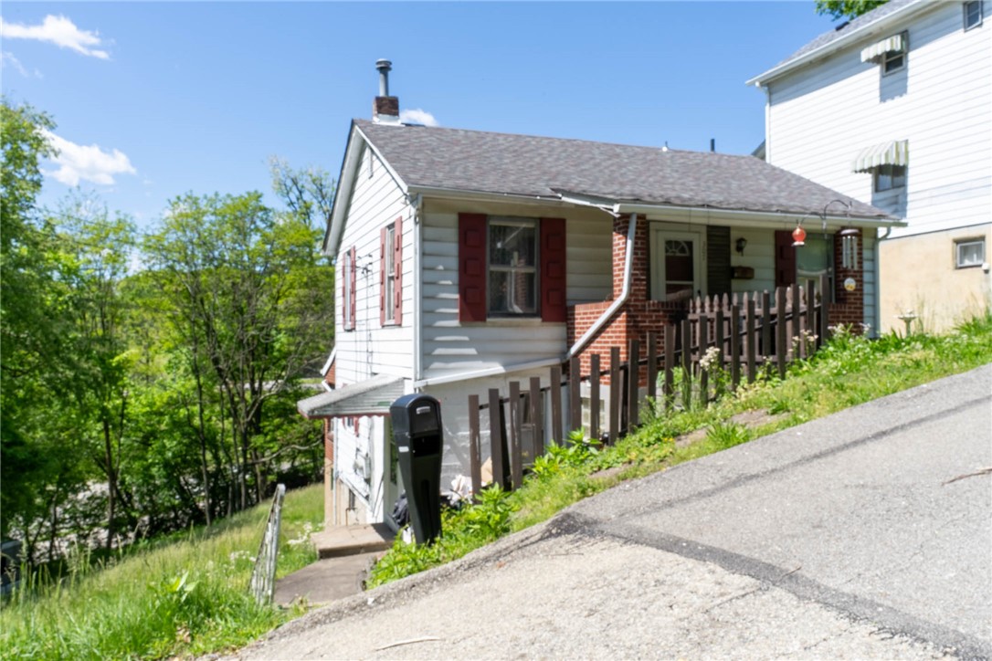 Residential in Clairton 2