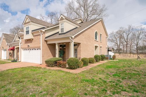 6715 Willow Trace Dr, Chattanooga, TN, 37421-6728 | Card Image
