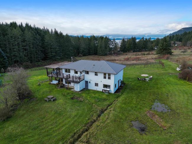 300 Wood Dale Drive, House other with 3 bedrooms, 3 bathrooms and null parking in Mayne Island BC | Image 38