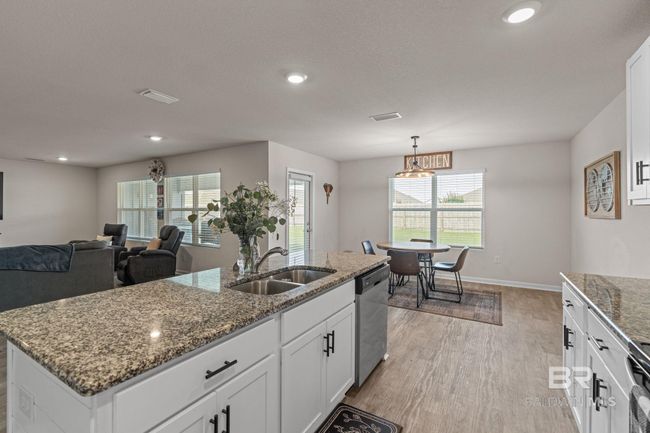 Kitchen | Image 15