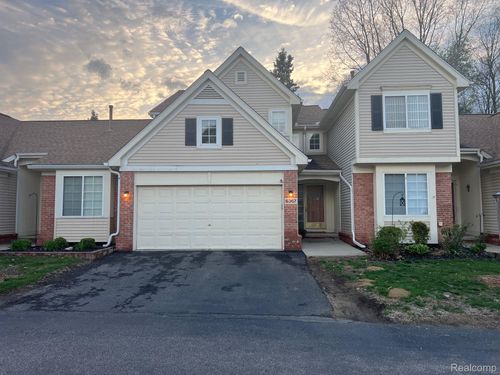 6367 Sheppard Dr, Westland, MI, 48185-7766 | Card Image