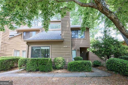 1606 Parkaire Xing, Marietta, GA, 30068-5702 | Card Image