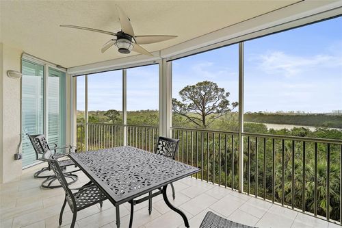 402-385 N Point Rd, Osprey, FL, 34229-6813 | Card Image