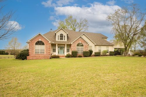 125 Ford Dr, Cabot, AR, 72023-8925 | Card Image