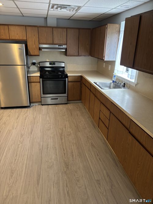 7-25 Maiden Ln, Torrington, CT, 06790-5334 | Card Image