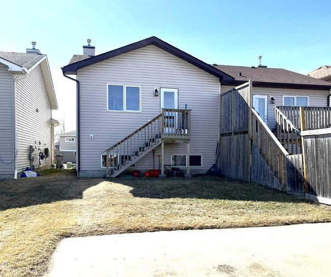 9054 92 Avenue, Home with 4 bedrooms, 2 bathrooms and 2 parking in Grande Prairie AB | Image 15