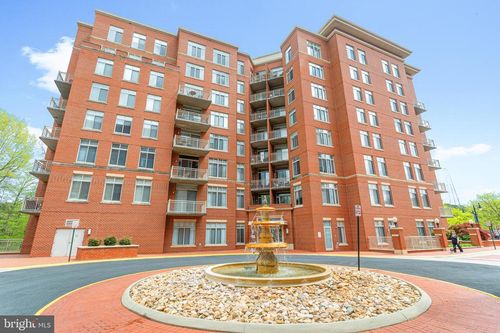 405-4480 Market Commons Dr, FAIRFAX, VA, 22033-6060 | Card Image
