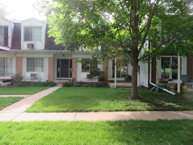 APT-1 - 714 #1 Kiwanis Dr, Condo with 2 bedrooms, 1 bathrooms and null parking in Freeport IL | Image 20