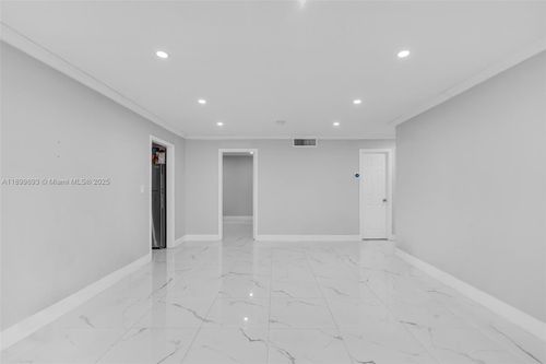 apt-a2-7101 Sunrise Blvd, Plantation, FL, 33313-4444 | Card Image