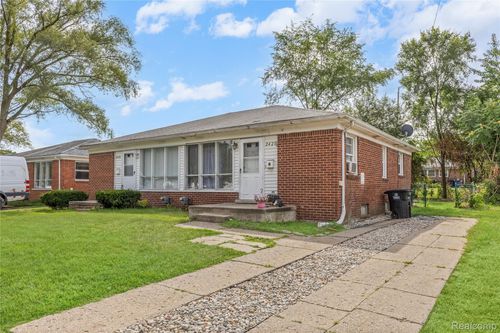 2420 Ackley Ave, Westland, MI, 48186-9708 | Card Image