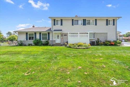 30334 Windsor, Gibraltar, MI, 48173-9453 | Card Image
