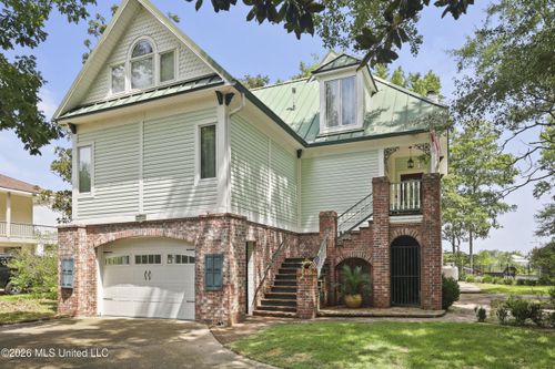 3512 River Bluff Rd, Diberville, MS, 39540-8117 | Card Image