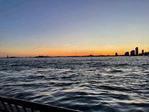 207-21 S End Ave, New York, NY, 10280-1054 | Card Image
