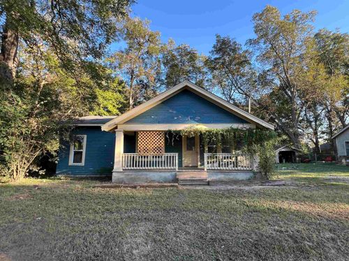 106 E Georgia St, Beebe, AR, 72012-3330 | Card Image