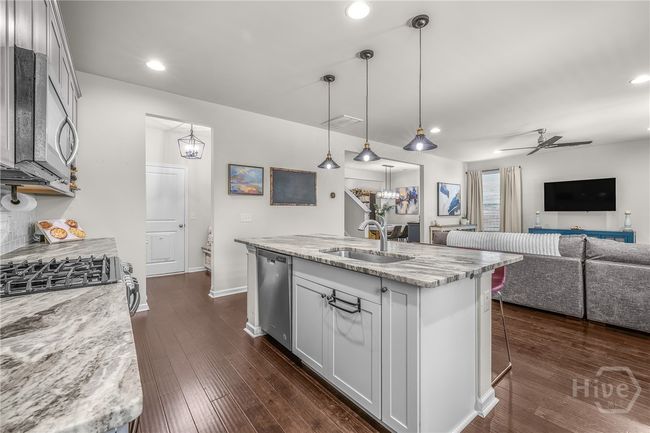 Kitchen | Image 12