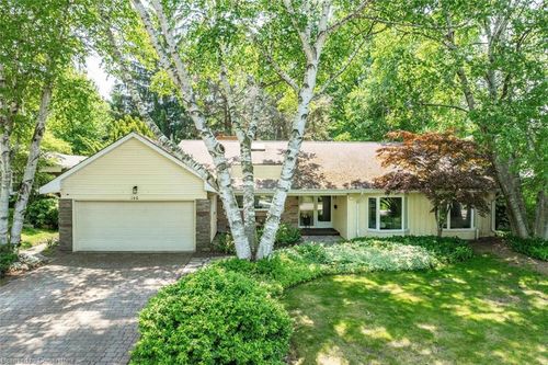 146 Birett Dr, Burlington, ON, L7L2T1 | Card Image