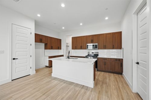 3445 Sanjeev Dr, Irving, TX, 75060 | Card Image