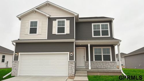 16333 Davidson St, Bennington, NE, 68007-5631 | Card Image