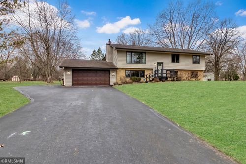 19525 Country Cir E, Rogers, MN, 55374-9709 | Card Image