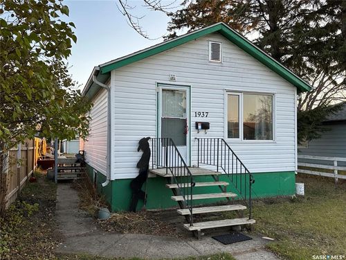 1937 14th St W, Prince Albert, SK, S6V3P3 | Card Image