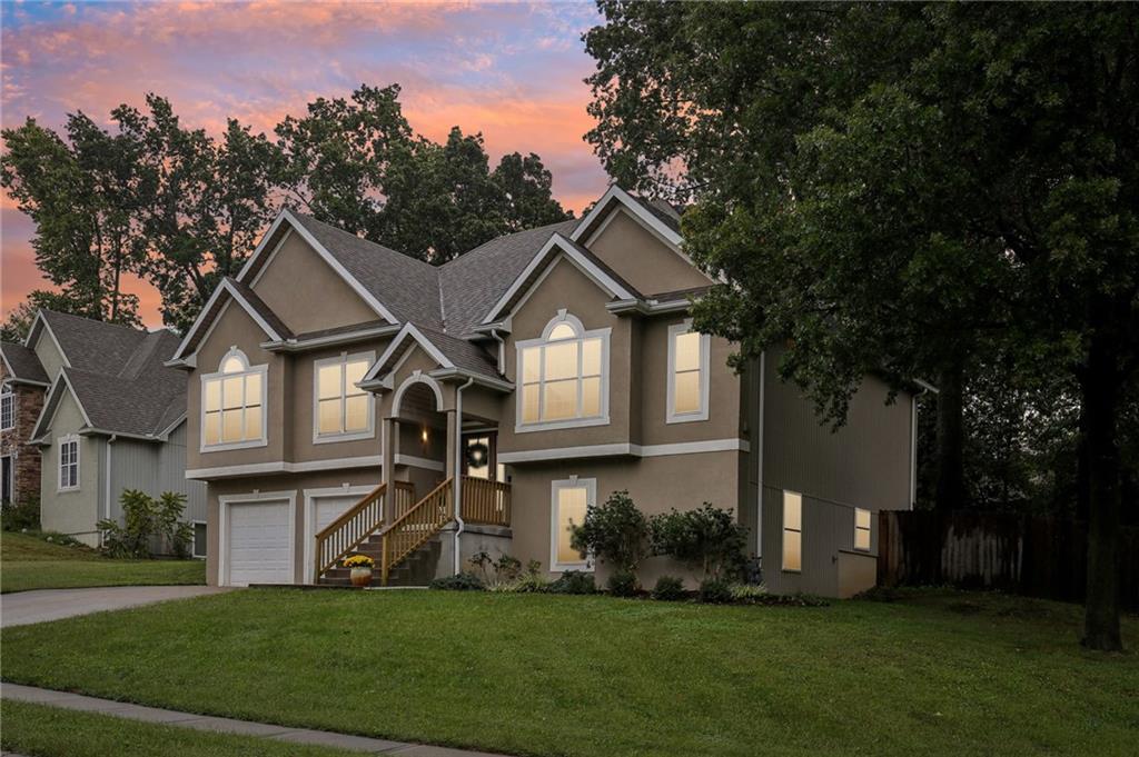 Deerfield Dr, Warrensburg, MO 64093