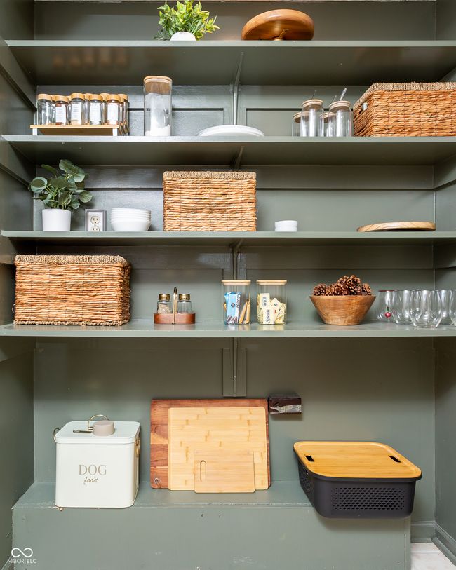 view of storage area | Image 15
