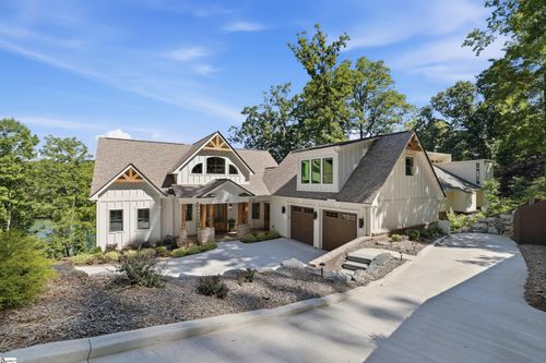 305 Harbor Drive, Seneca, SC, 29678 | Card Image