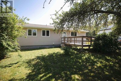 127 Howard Ave, House other with 3 bedrooms, 1 bathrooms and null parking in Shearwater NS | Image 2