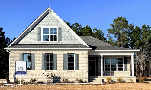 579 Stanwood Dr Se, Bolivia, NC, 28422-8304 | Card Image