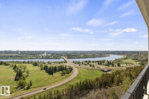 12303 Jasper Ave Nw, Edmonton, AB, T5N3K7 | Card Image