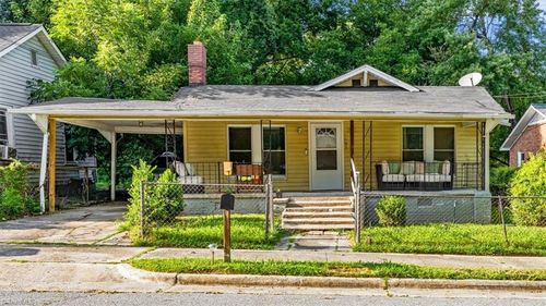 1207 Vernon Place, High Point, NC, 27260 | Card Image