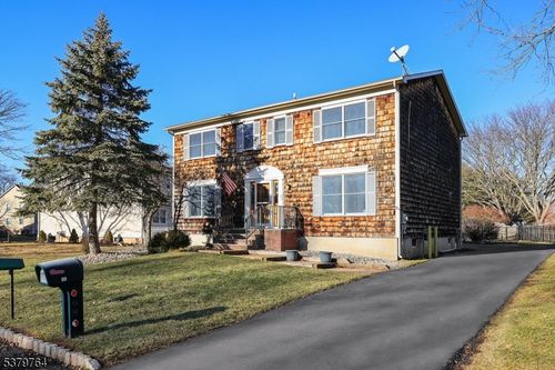 99 Beechwood Cir, Hillsborough, NJ, 08844-1133 | Card Image