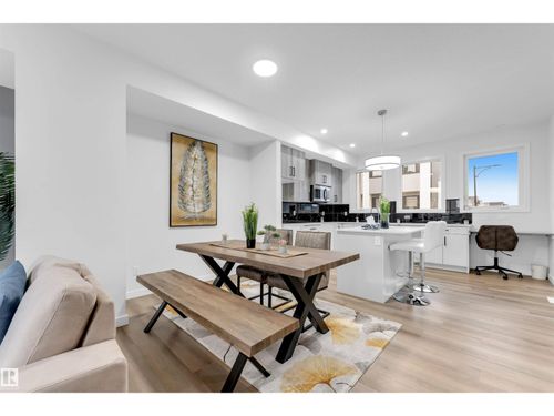 130 Element Dr N, St Albert, AB, T8N7X2 | Card Image