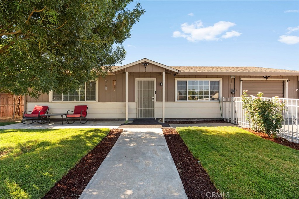 Residential in Orland