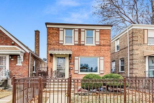 2123 W 83rd St, Chicago, IL, 60620-6043 | Card Image
