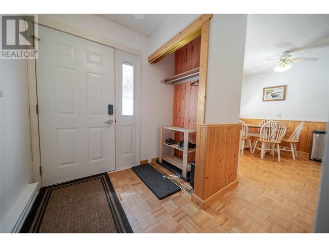 33C Mount Trinity Ave, Townhouse with 3 bedrooms, 2 bathrooms and null parking in Fernie BC | Image 6