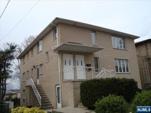 2nd-261 Highland Ave, Palisades Park, NJ, 07650-1135 | Card Image