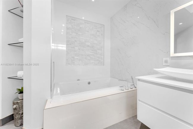 10620 Sw 74 Th Ave, House other with 6 bedrooms, 5 bathrooms and null parking in Pinecrest FL | Image 26