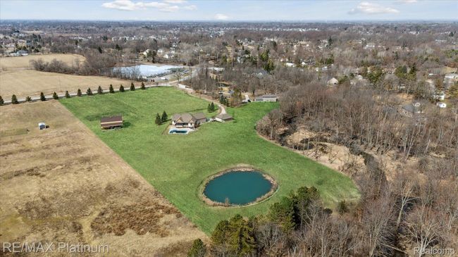 7020 Mancour Dr, House other with 5 bedrooms, 5 bathrooms and null parking in Grand Blanc MI | Image 55