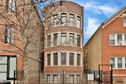 apt-3-1012 N Wood St, CHICAGO, IL, 60622-3344 | Card Image