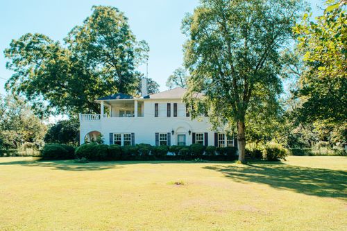 102 W Ellaville St, Andersonville, GA, 31711-1703 | Card Image