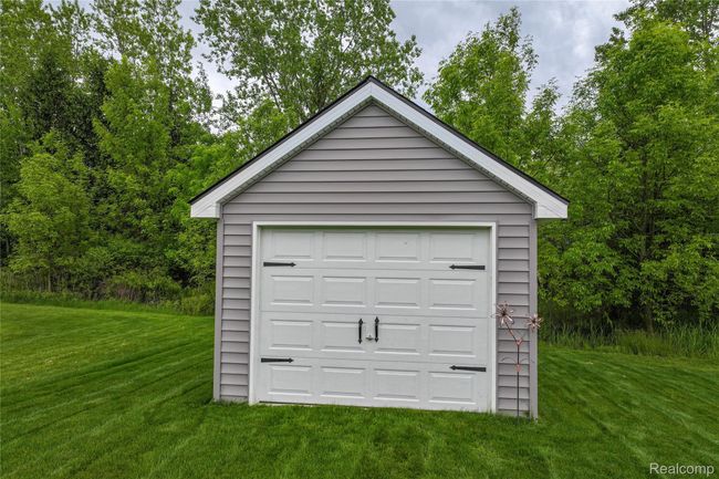 1 car shed | Image 11