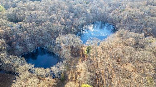 85-95 Old Easton Tpke, Weston, CT, 06883-2514 | Card Image