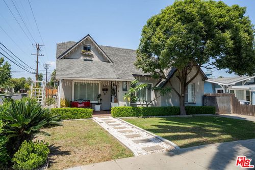 501 Plaza Serena, Ontario, CA, 91764 | Card Image