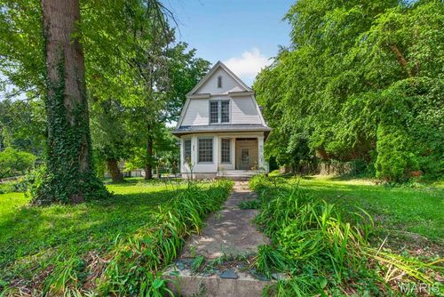 345 Tiffin Ave, Ferguson, MO, 63135-2623 | Card Image